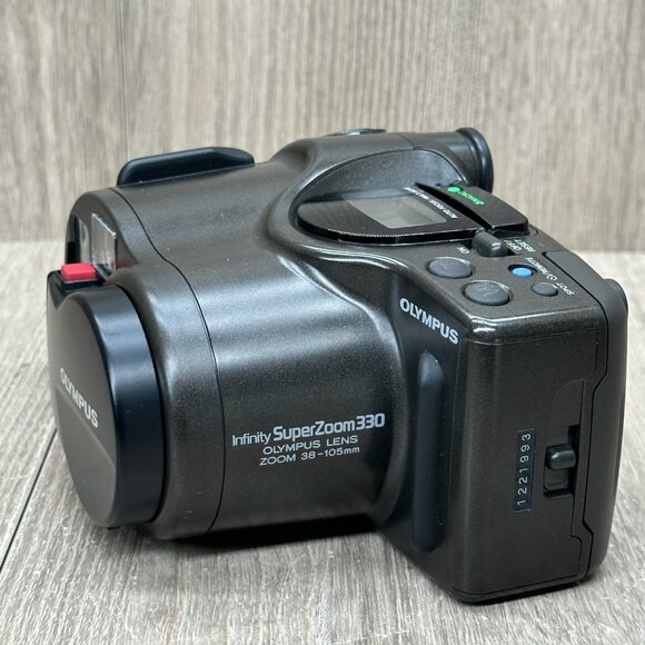 Olympus Infinity SuperZoom 330 AF Point & Shoot 38-105mm  Film Camera Tested - Picture 9 of 13